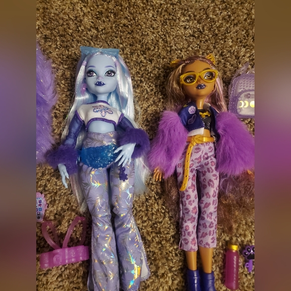 Abbey & Clawdeen Monster High Dolls - Picture 4 of 4